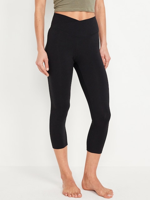 Extra High-Waisted PowerChill Crop Leggings - Black Jack