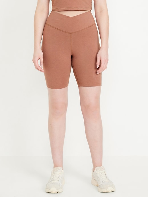 Image number 5 showing, Extra High-Waisted PowerChill Biker Shorts -- 8-inch inseam