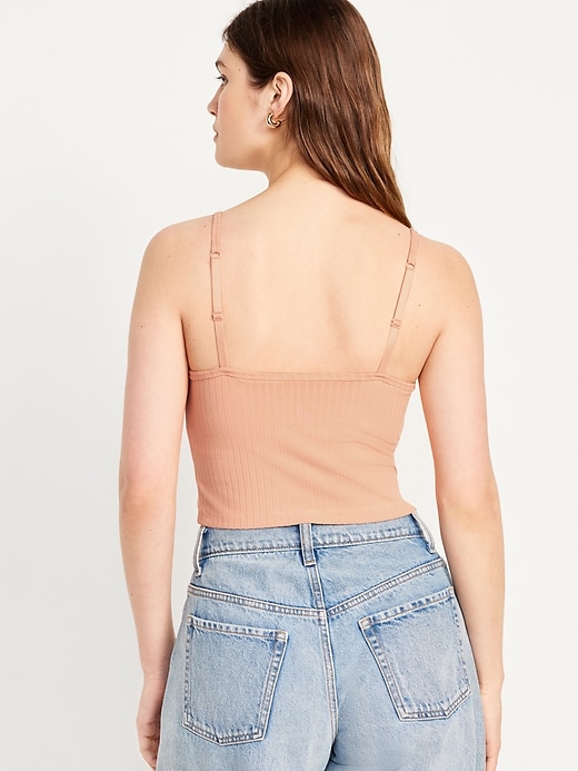 L'image numéro 2 présente Camisole ajustée ultra-courte en tricot côtelé