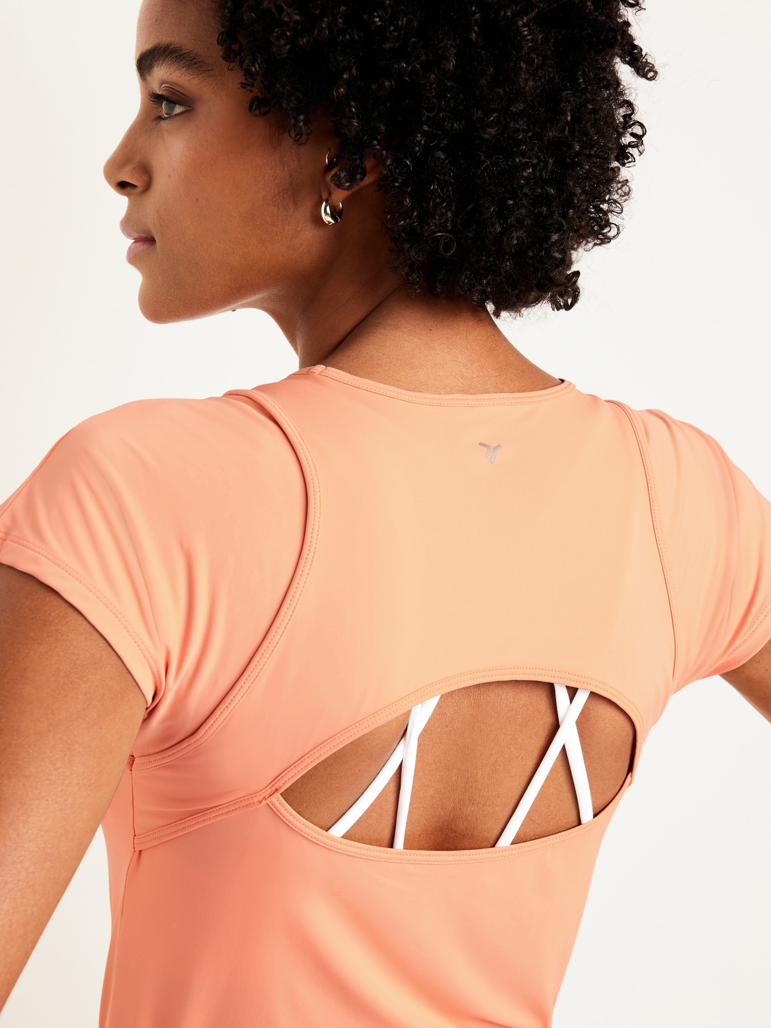 FlowForm Crop Cutout-Back Top