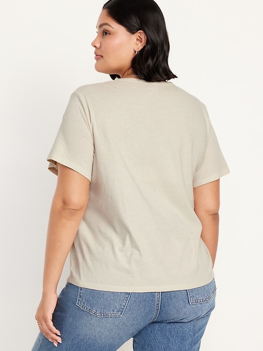 L'image numéro 8 présente T-shirt à logo imprimé