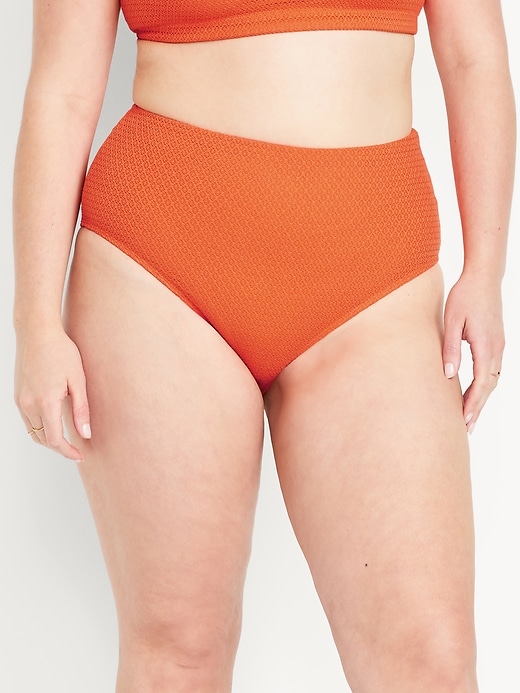 L'image numéro 5 présente Culotte de bikini à taille haute, coupe française pour Femme