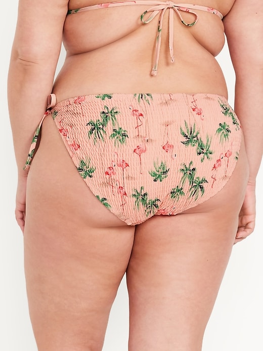 L'image numéro 8 présente Bas de bikini à taille mi-basse noué sur le côté