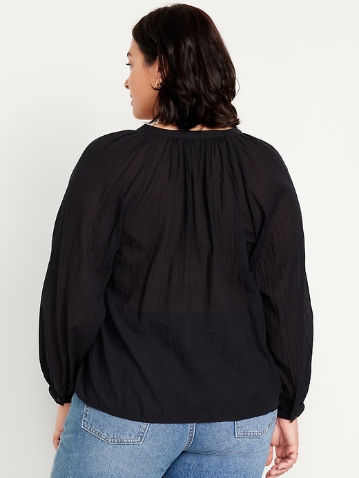 Image number 8 showing, Split-Neck Crinkle Gauze Top