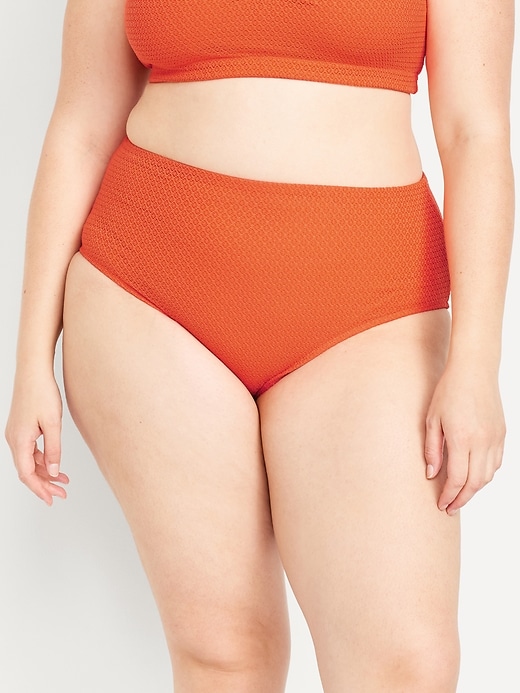 L'image numéro 7 présente Culotte de bikini à taille haute, coupe française pour Femme