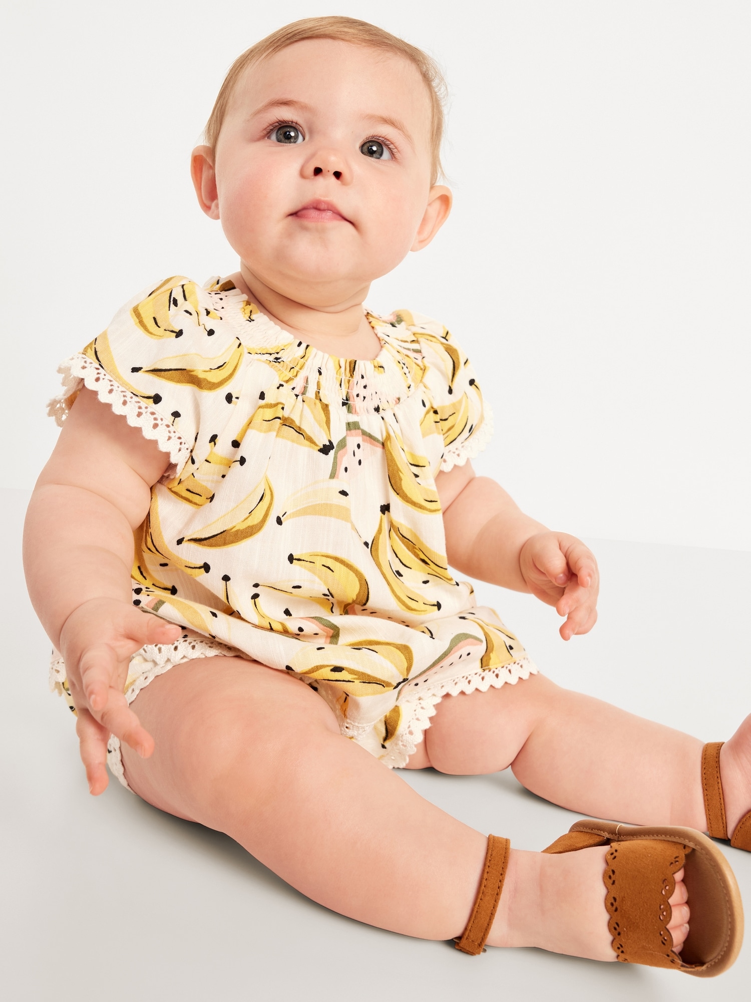 Flutter-Sleeve Scallop-Trim Top and Shorts Set for Baby