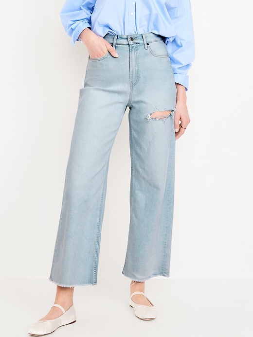 Image number 2 showing, Extra High-Waisted Sky-Hi Wide-Leg Crop Jeans