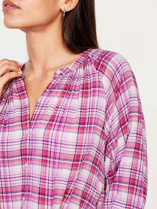 Image number 4 showing, Loose Split-Neck Button-Down Top