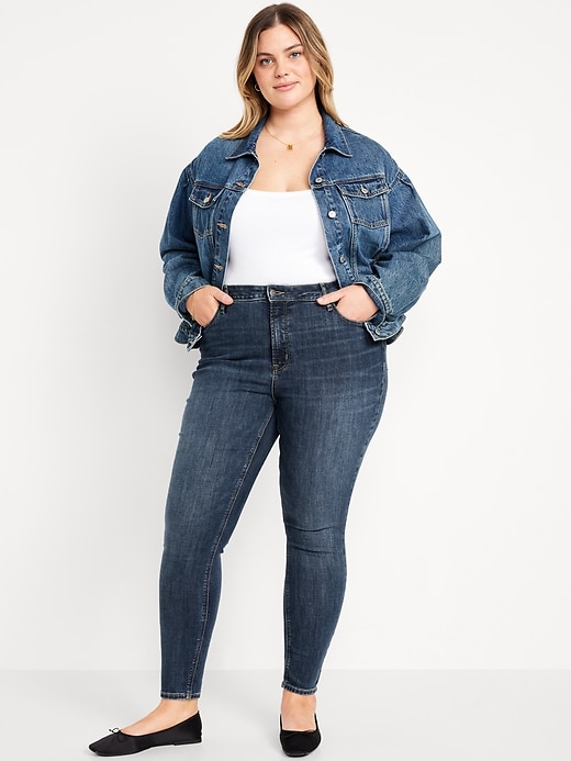 L'image numéro 7 présente Jean Rockstar super ajusté à taille haute