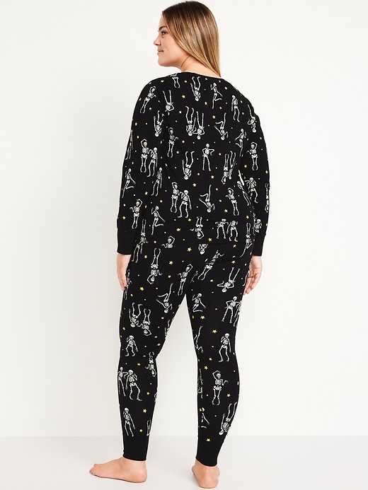 Image number 8 showing, Halloween Print Pajama Set