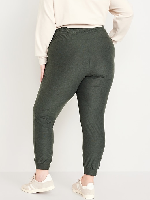 Image number 7 showing, High-Waisted CloudMotion Joggers