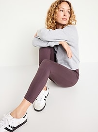 View large product image 3 of 6. High-Waisted Side Pocket 7/8 Leggings