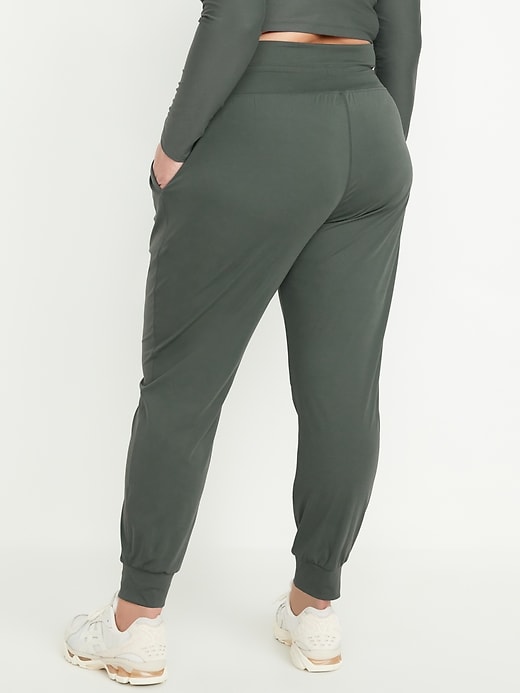 Image number 5 showing, High-Waisted PowerSoft Seamed Joggers