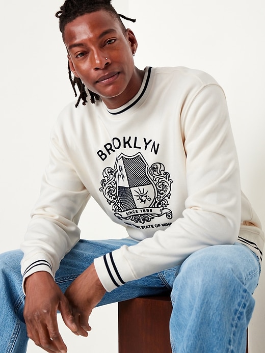 Image number 7 showing, Oversized Crew-Neck Sweatshirt