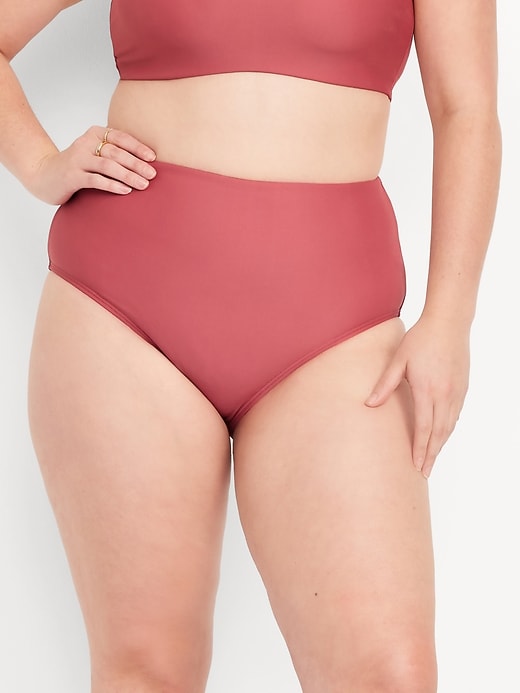 L'image numéro 5 présente Culotte de bikini coupe française à taille haute