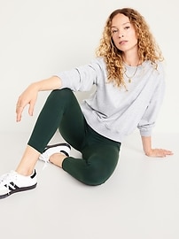 Voir une image plus grande du produit 3 de 6. Legging à taille haute avec poches latérales longueur 7/8