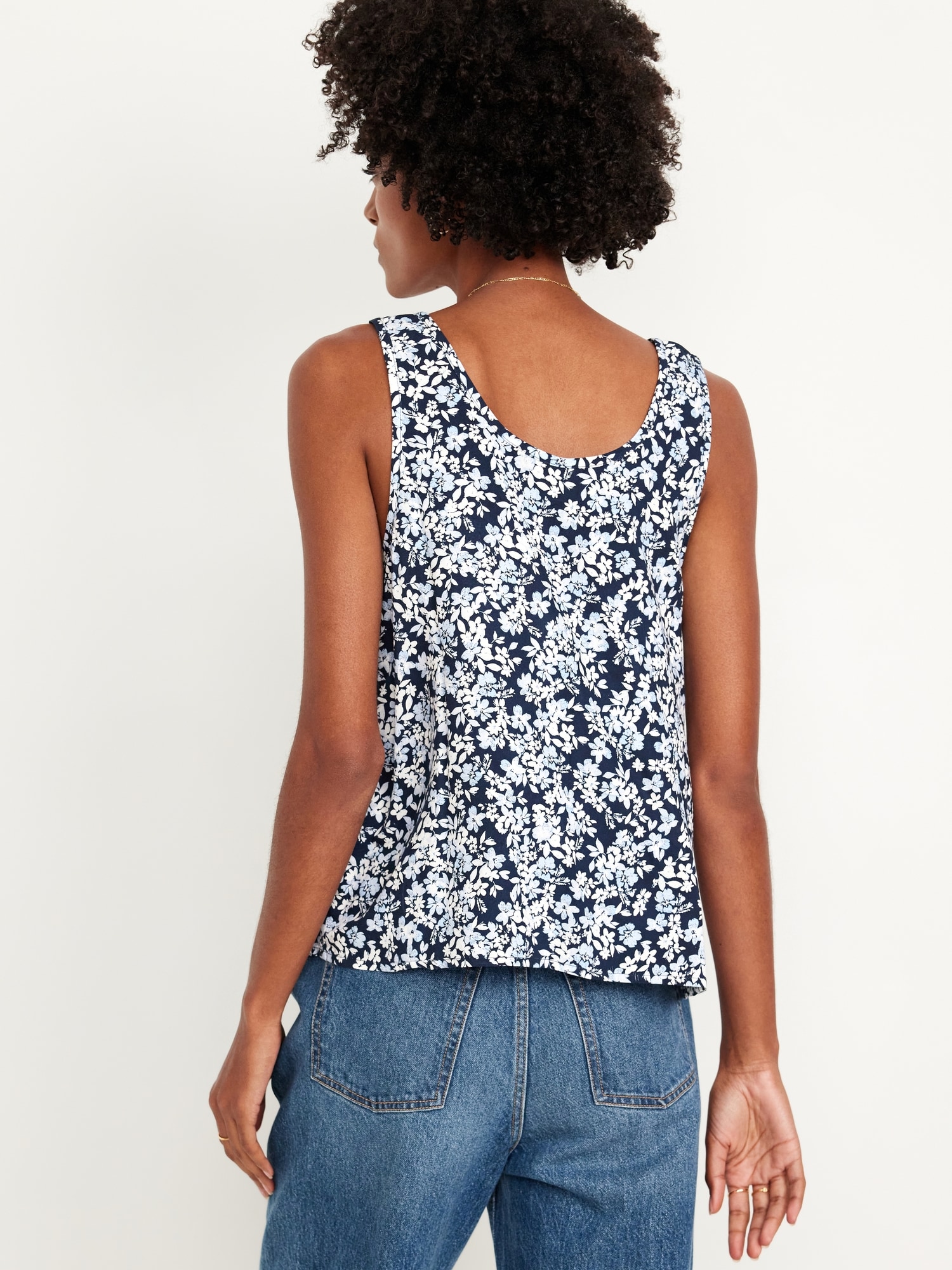 Sleeveless Shell Tank