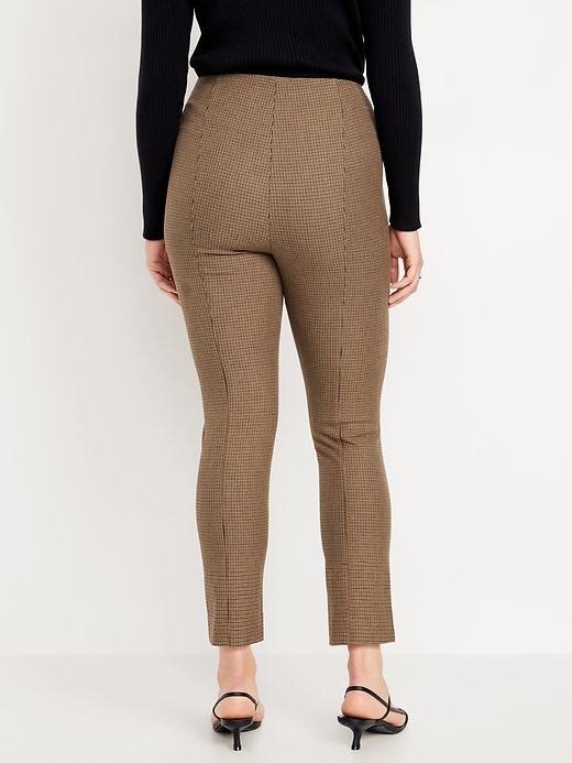 L'image numéro 6 présente Pantalon Pixie élégant ajusté à taille très haute