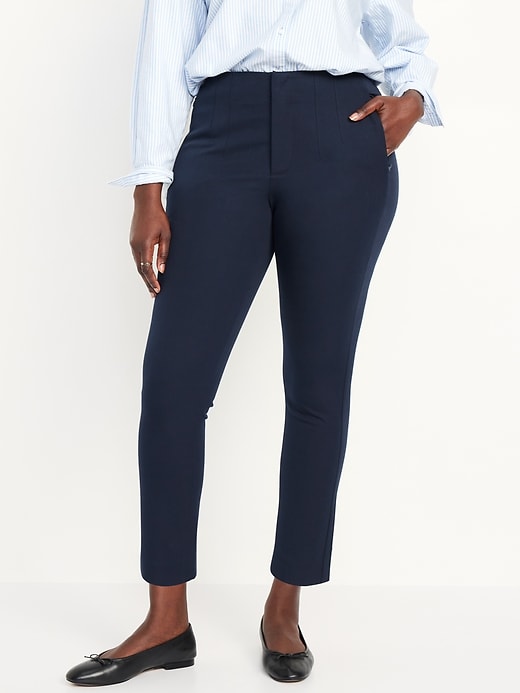 L'image numéro 5 présente Pantalon Pixie élégant ajusté à taille très haute