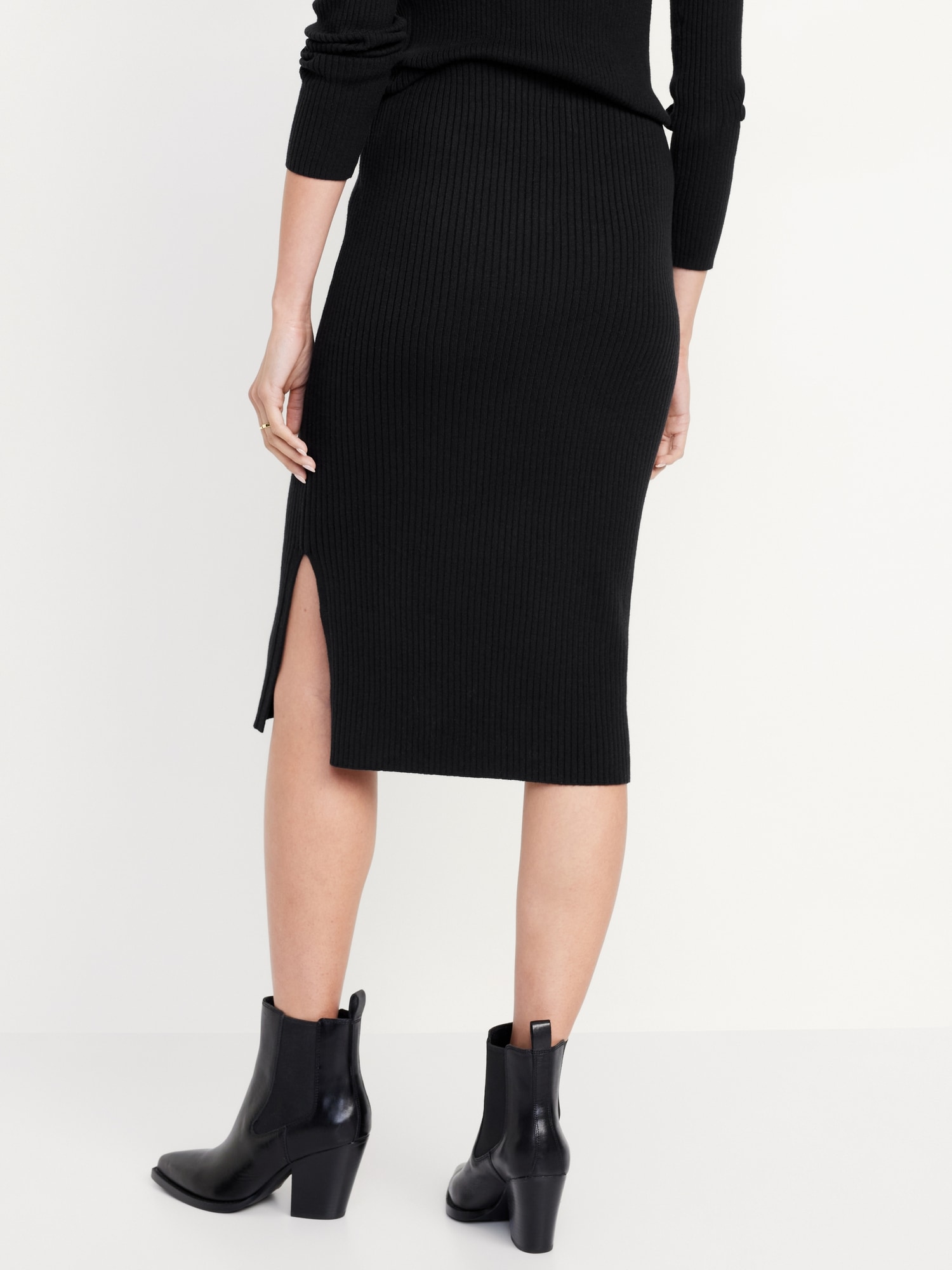 High-Waisted SoSoft Ribbed Midi Skirt