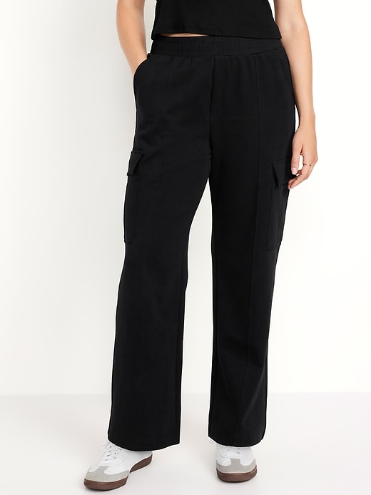 Image number 4 showing, High-Waisted Dynamic Fleece Cargo Pants