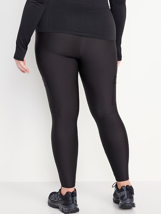 L'image numéro 7 présente Legging cargo PowerSoft à taille haute longueur 7/8