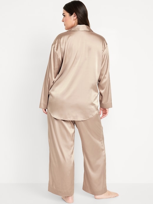 L'image numéro 6 présente Pyjama en satin