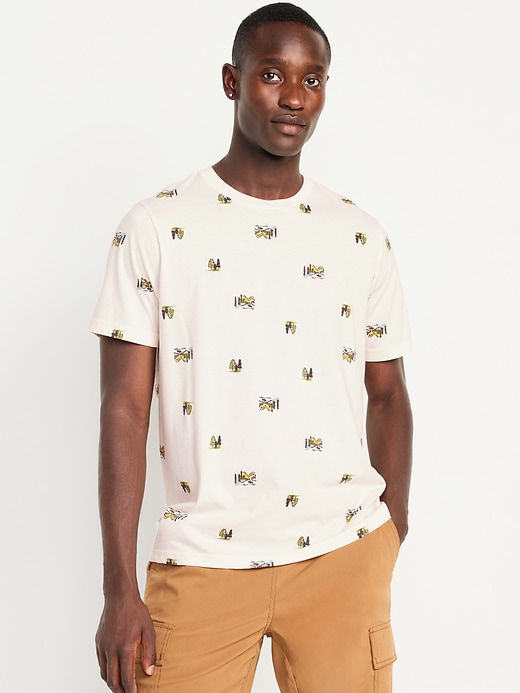 L'image numéro 1 présente T-shirt ras du cou pour Homme