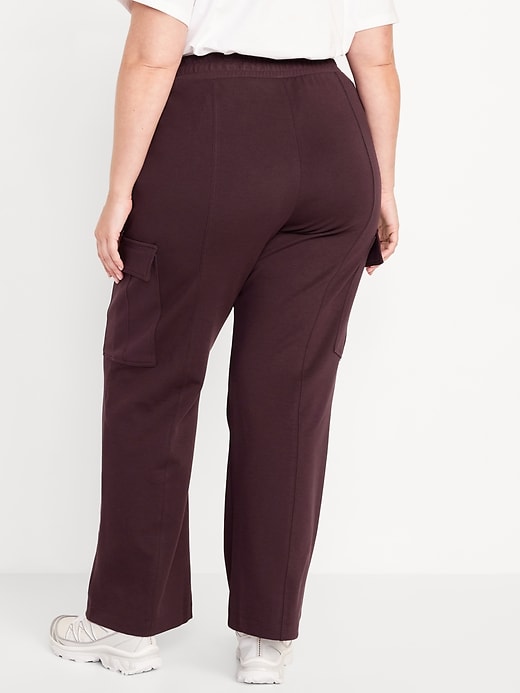 Image number 7 showing, High-Waisted Dynamic Fleece Cargo Pants