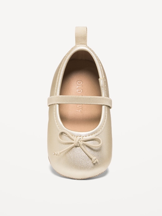 Voir une image plus grande du produit 2 de 4. Ballerines en similicuir en similicuir métallisé pour bébé