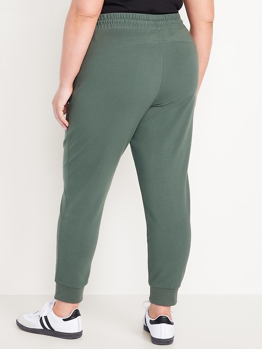 Image number 7 showing, High-Waisted Dynamic Fleece Joggers