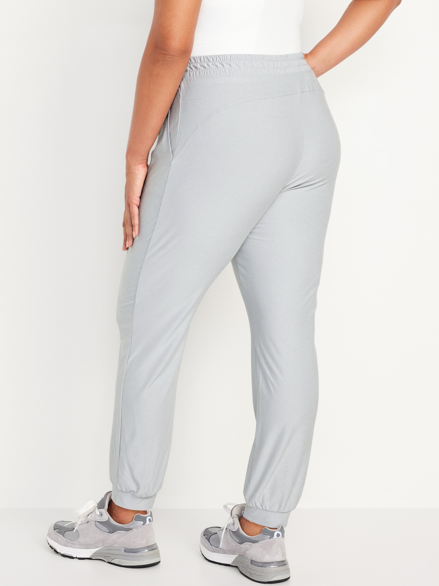 High-Waisted CloudMotion Joggers