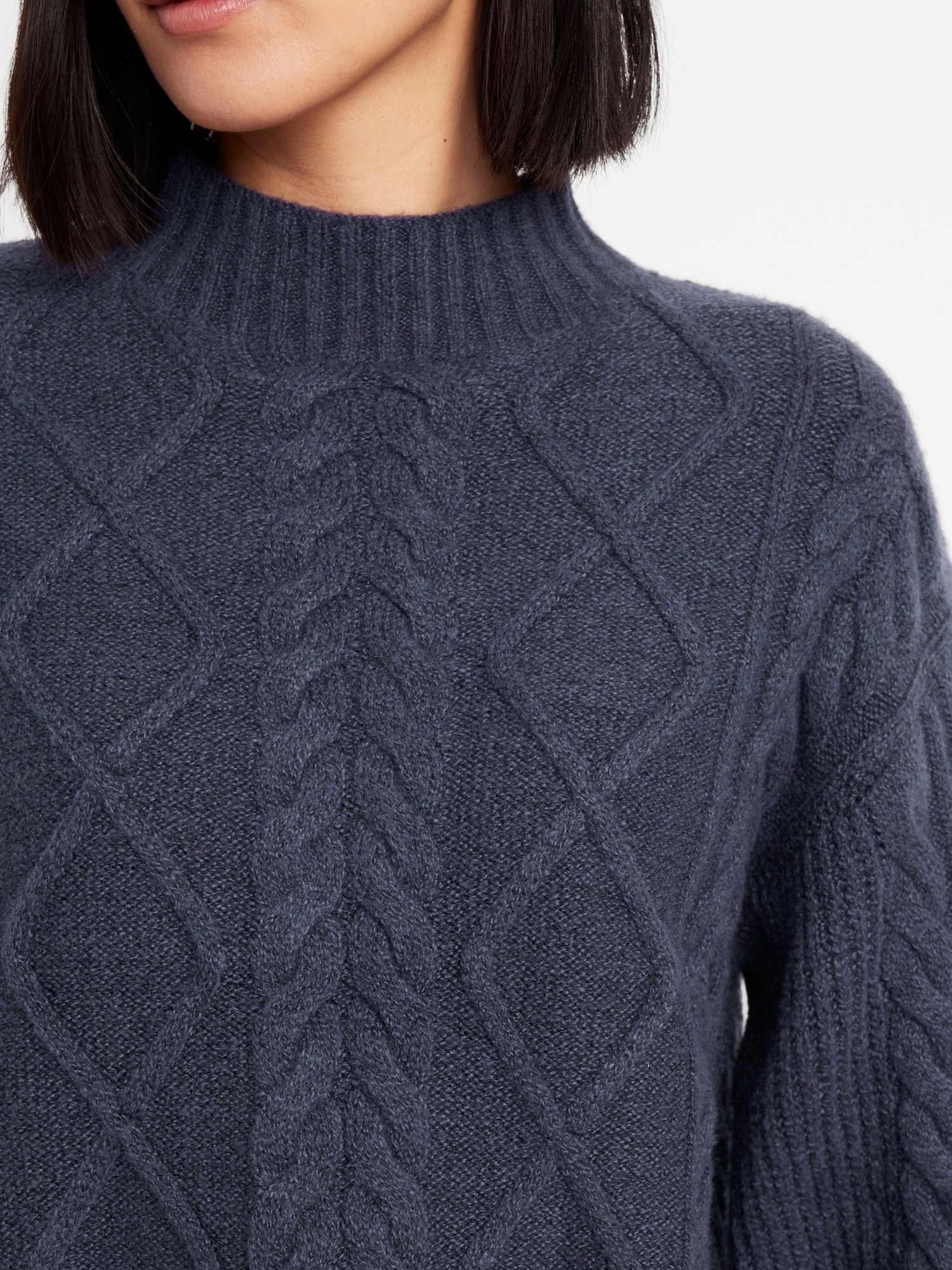 SoSoft Crop Cable-Knit Sweater