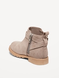 Voir une image plus grande du produit 3 de 4. Bottes en faux suède à boucle et fermeture à glissière sur le côté pour toute-petite fille