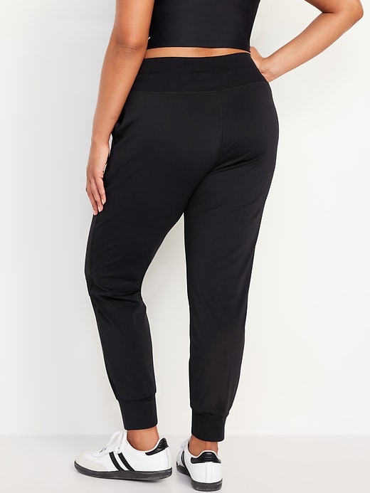 L'image numéro 5 présente Pantalon de jogging PowerSoft à couture et à taille haute