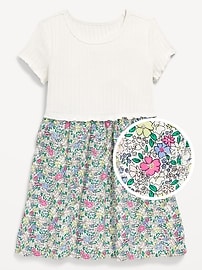 Voir une image plus grande du produit 3 de 3. Robe à motif à manches courtes pour toute-petite fille