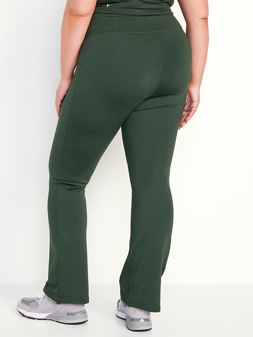 L'image numéro 7 présente Legging NuageConfo semi-évasé à taille très haute