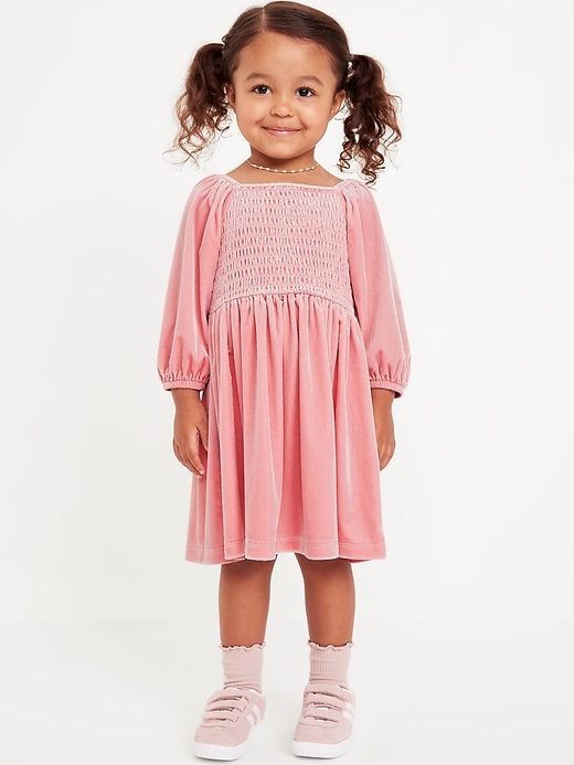 Voir une image plus grande du produit 1 de 3. Robe en velours à smocks pour toute-petite fille