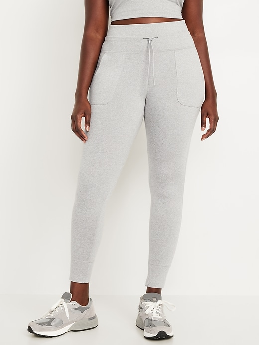 Image number 8 showing, Extra High-Waisted CloudComfy 7/8 Leggings