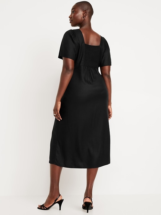 Image number 5 showing, Button-Down Crepe Midi Dress