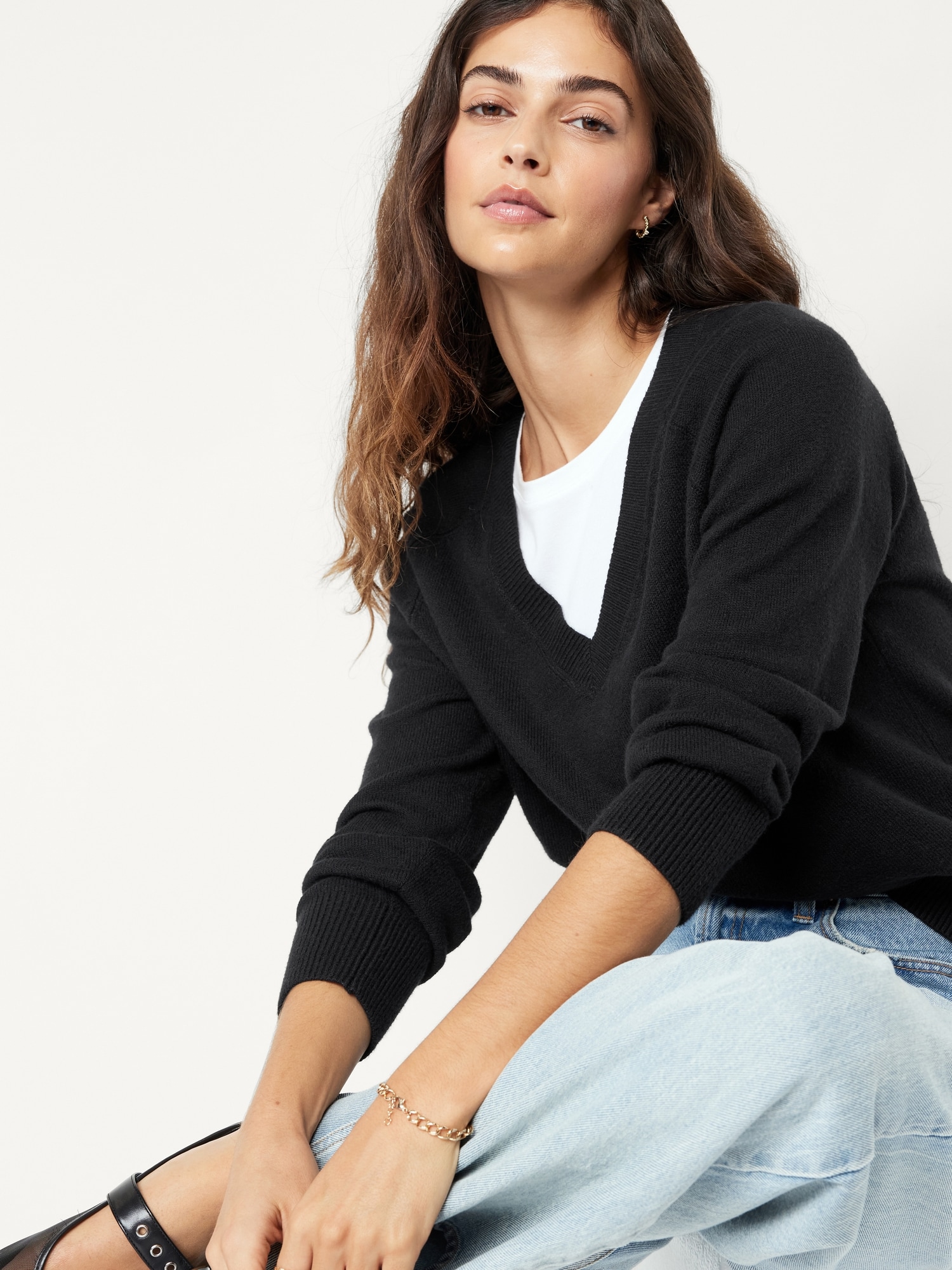 SoSoft Loose V-Neck Sweater