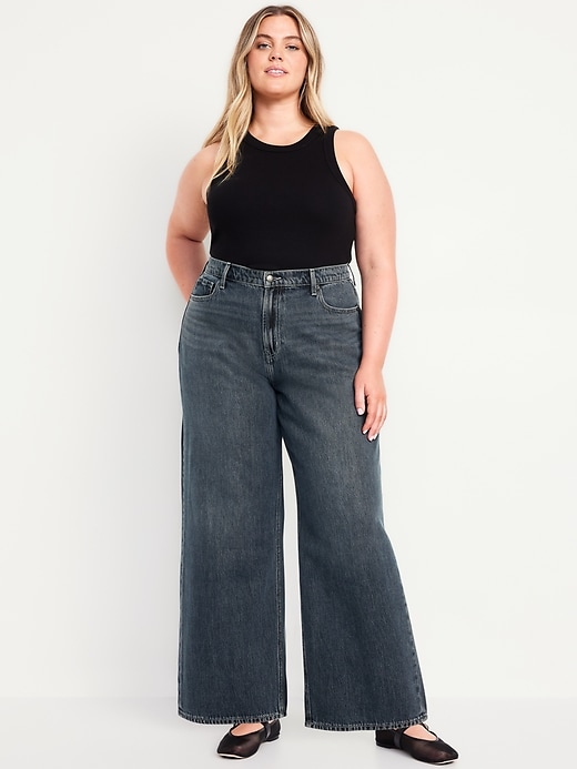 L'image numéro 6 présente Jean coupe généreuse jambe large à taille haute