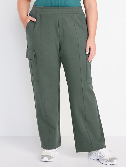 Image number 6 showing, High-Waisted Dynamic Fleece Cargo Pants