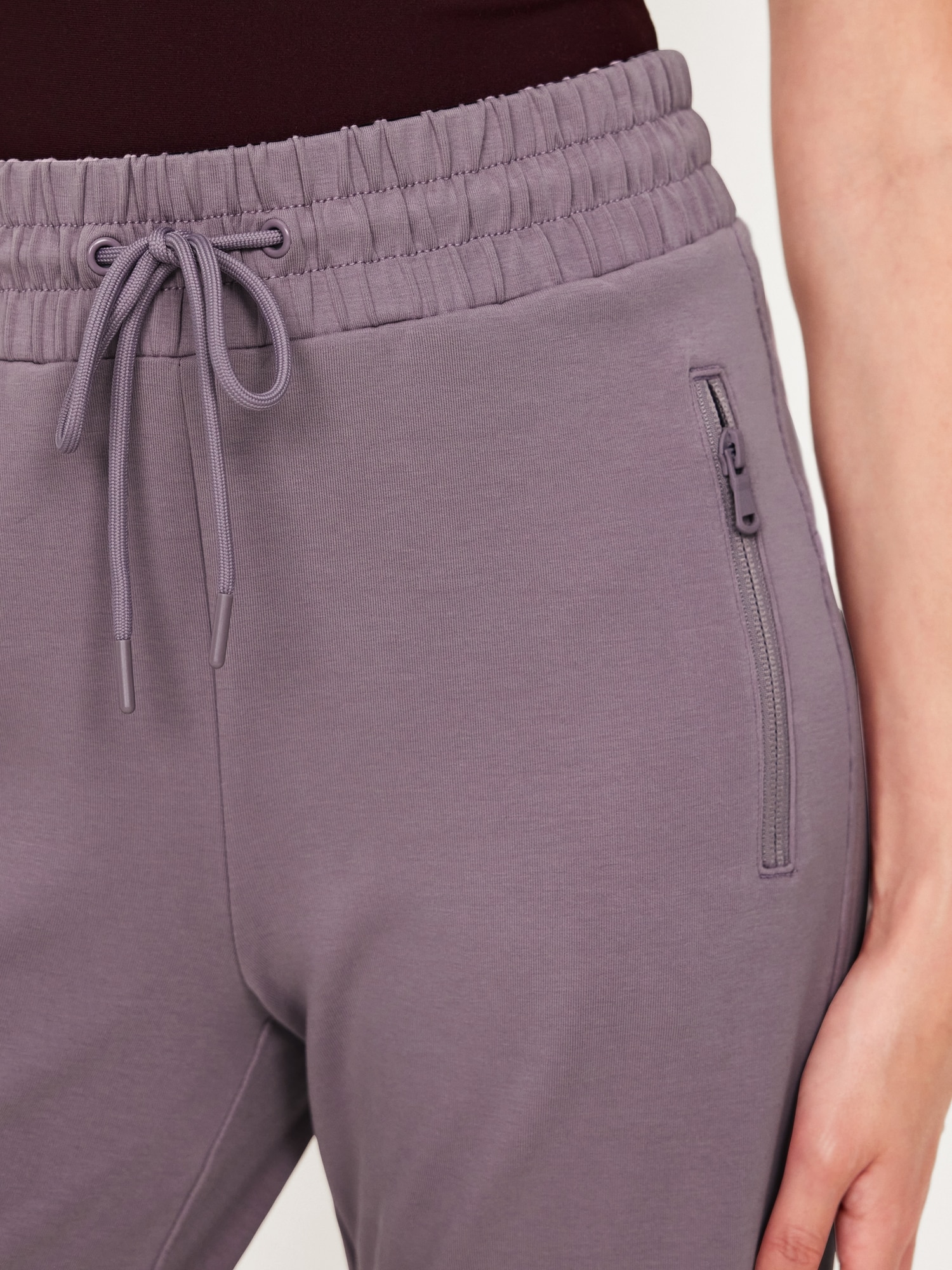 High-Waisted Dynamic Fleece Joggers