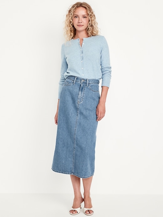 L'image numéro 1 présente Jupe mi-longue en denim Wow à taille haute