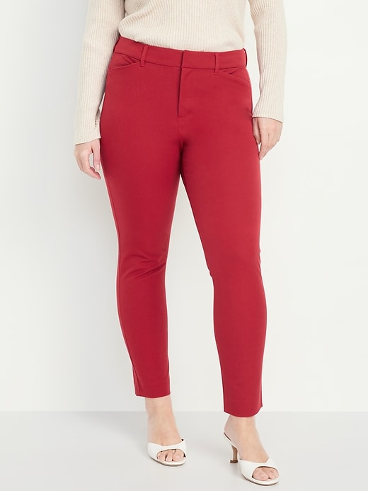 L'image numéro 4 présente Pantalon Pixie ajusté à taille haute longueur cheville