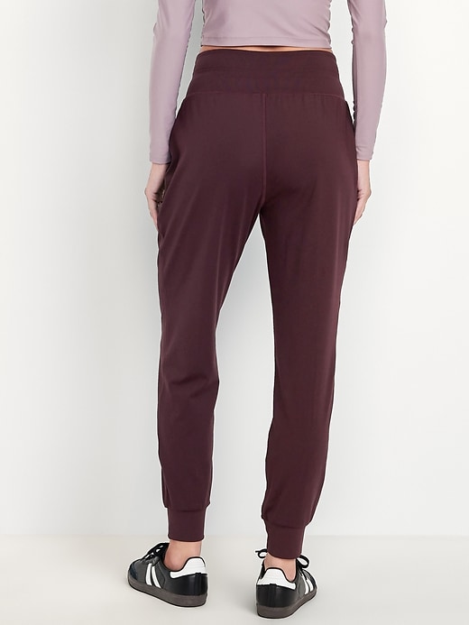 L'image numéro 2 présente Pantalon de jogging PowerSoft à couture et à taille haute