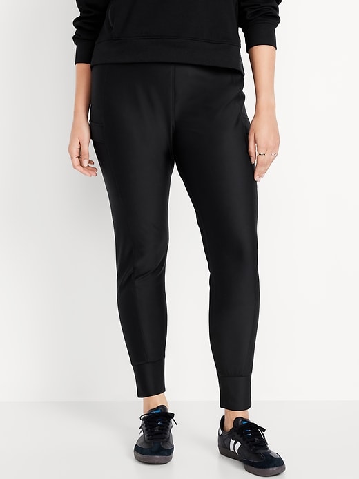 L'image numéro 4 présente Pantalon de jogging cargo court PowerSoft doublé douillet à taille très haute