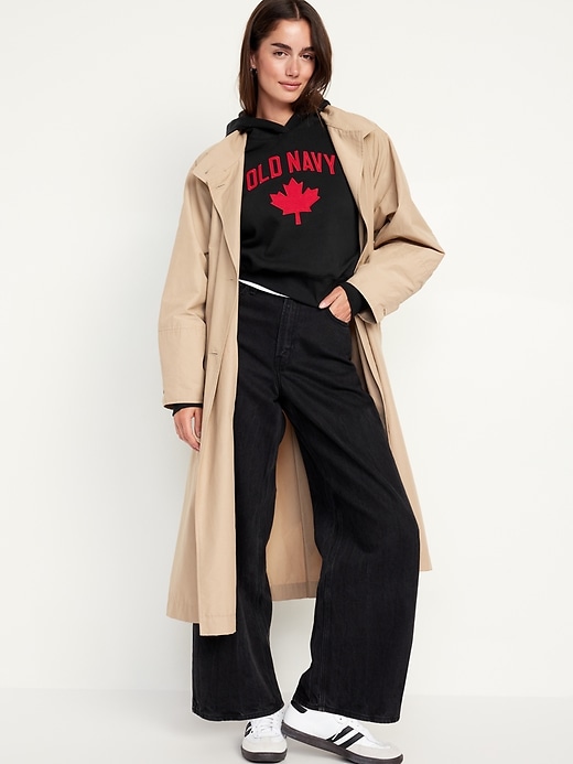 Image number 6 showing, Oversized Canada Logo-Graphic Hoodie