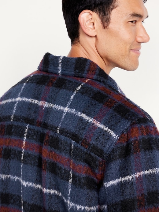 L'image numéro 6 présente Veste-chemise en Sherpa à doublure douillette